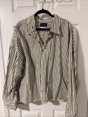 Original Use Men's Cream Shirt with Black Pinstripes